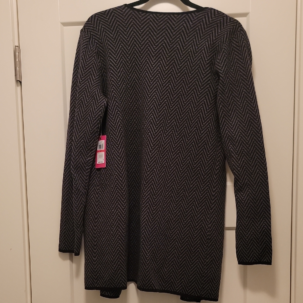Vince Camuto Black and Gray Zigzag Cardigan - Picture 6 of 6